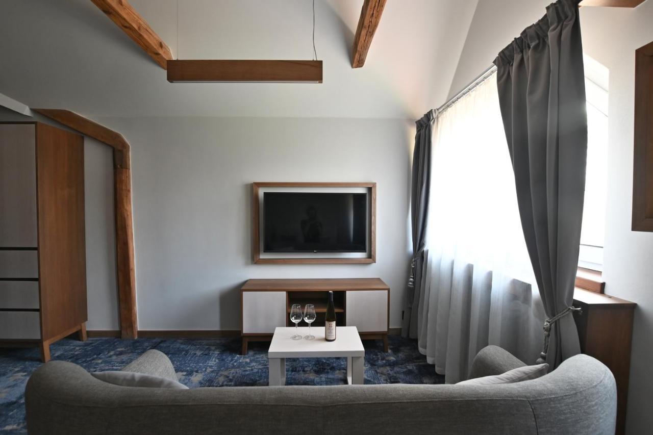 Apartmány Spessart Chomutov Esterno foto