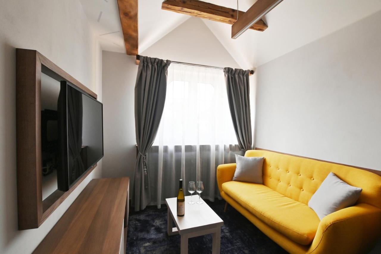 Apartmány Spessart Chomutov Esterno foto